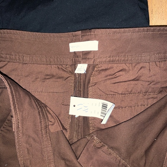 Short lot - Picture 3 of 6